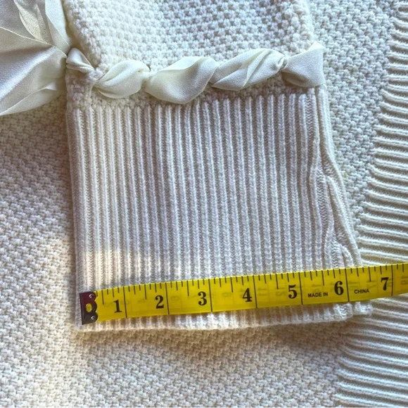 SOLD on Depop - Talbots Wool Crew Sweater Ribbon Bow Bell Sleeve Ivory White XL - Picture 15 of 15